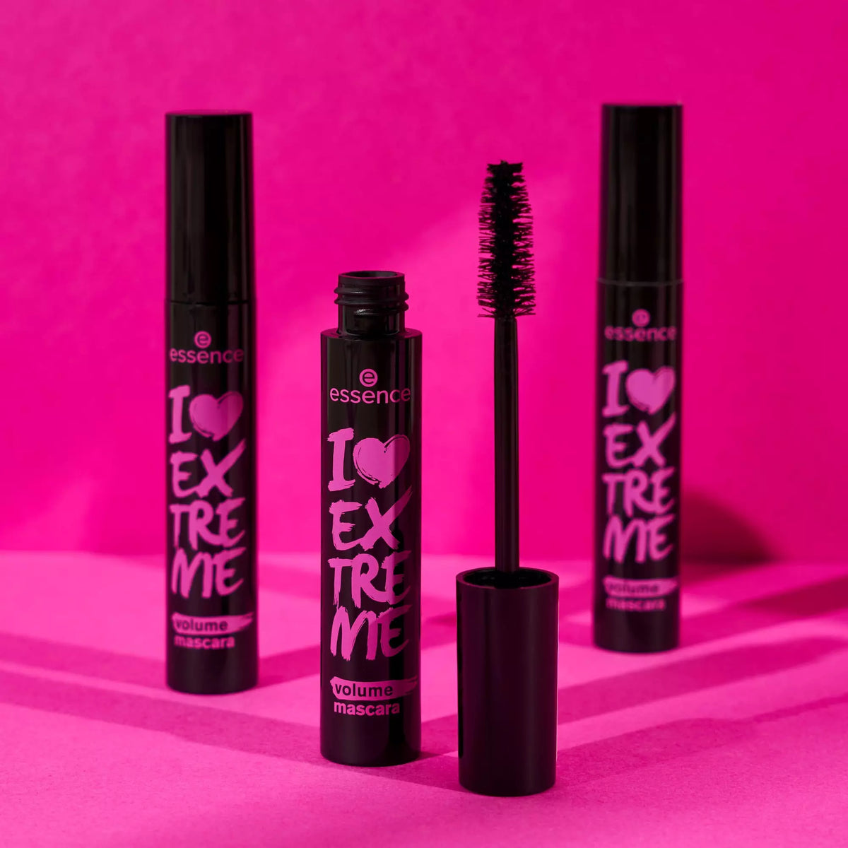 ESSENCE - I Love Extreme Volume Mascara@ مسكارا تكثيف الرموش