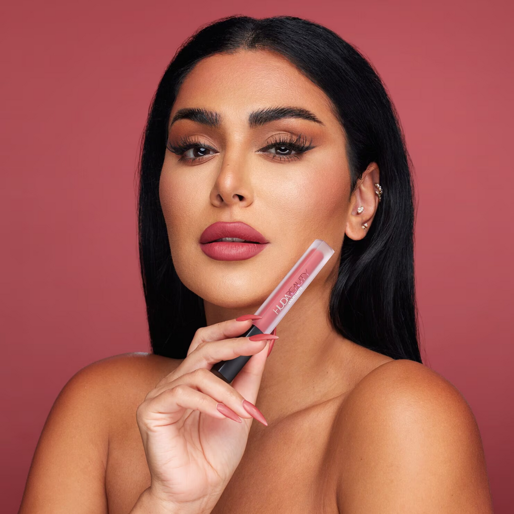 HUDA BEAUTY - Liquid Matte Ultra-Comfort Transfer-Proof Lipstick@احمر الشفاه مطفي