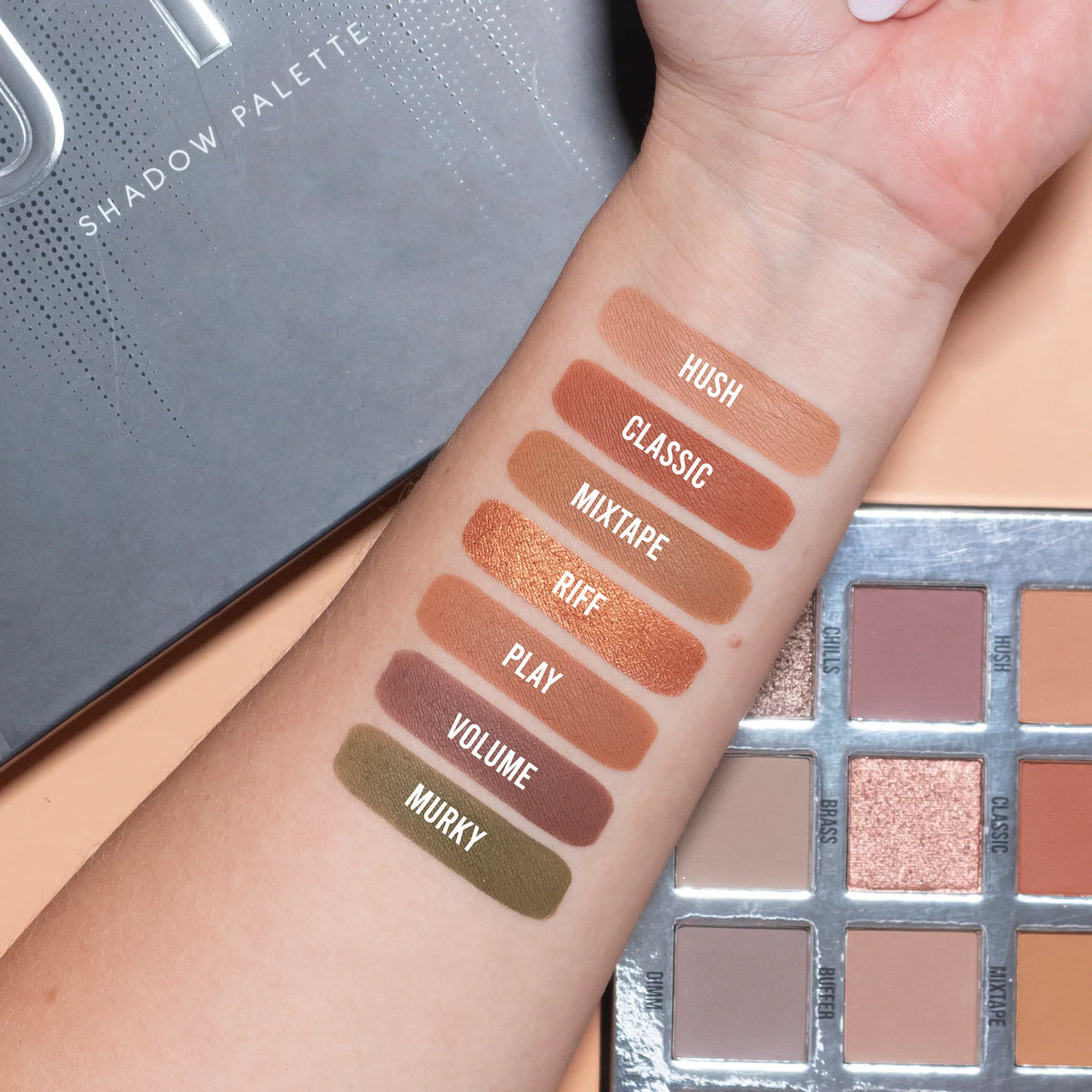 BPerfect Muted Eyeshadow Palette @ باليت ظلال العيون