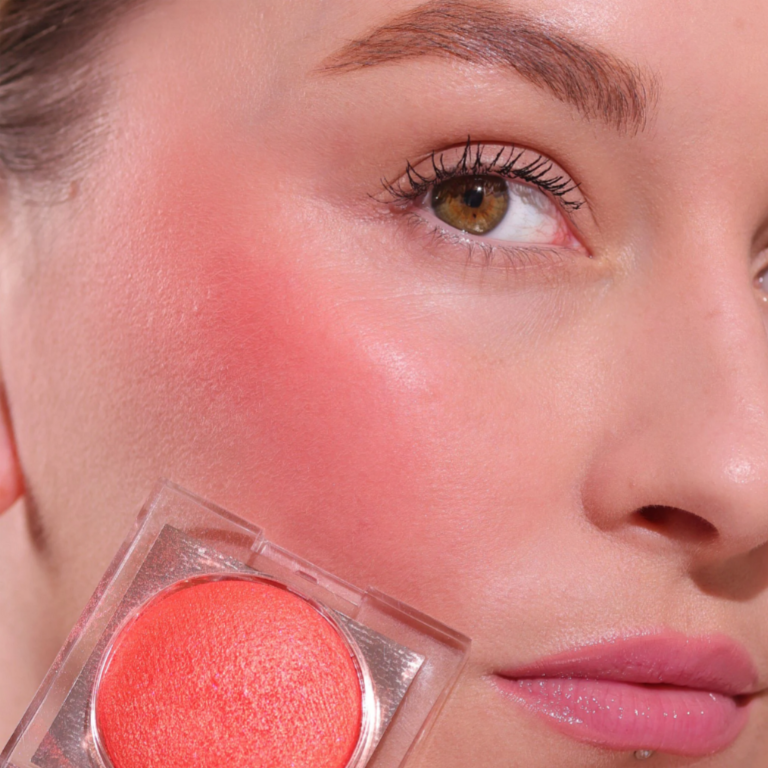 Makeup Revolution - Beam Bright Blush