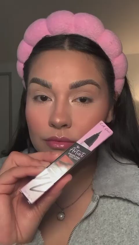 L.A Girl - Artist Brush Pen Eyeliner @ قلم ايلاينر