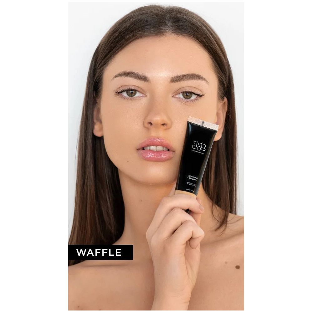 NB - Liquid Foundation Luminous + Smooth@كريم الاساس