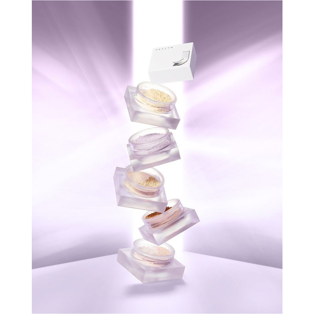 Jaclyn Cosmetics Bake & Brighten Under Eye Powder@بودره نثريه لتثبيت المكياج
