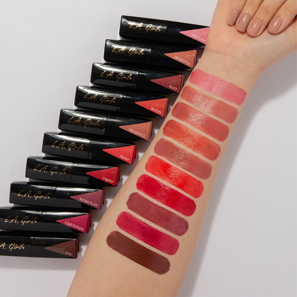L.A Girl - Lip Attraction Lipstick Shimmer@احمر الشفايف مع شمر